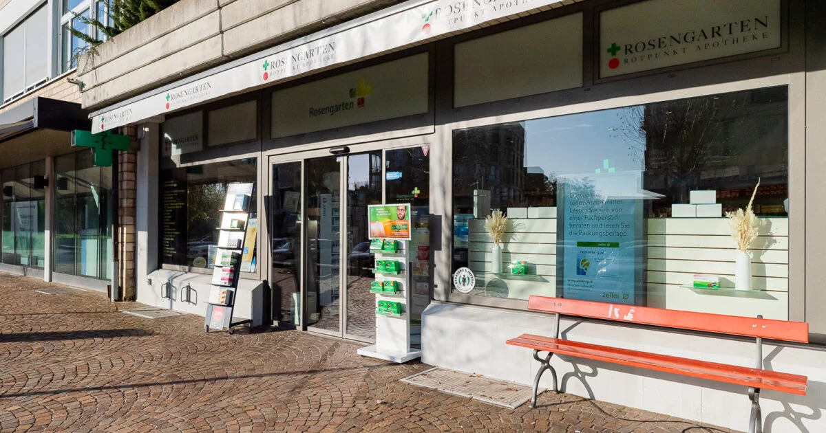 Rosengarten_Apotheke_Bassersdorf_aussen