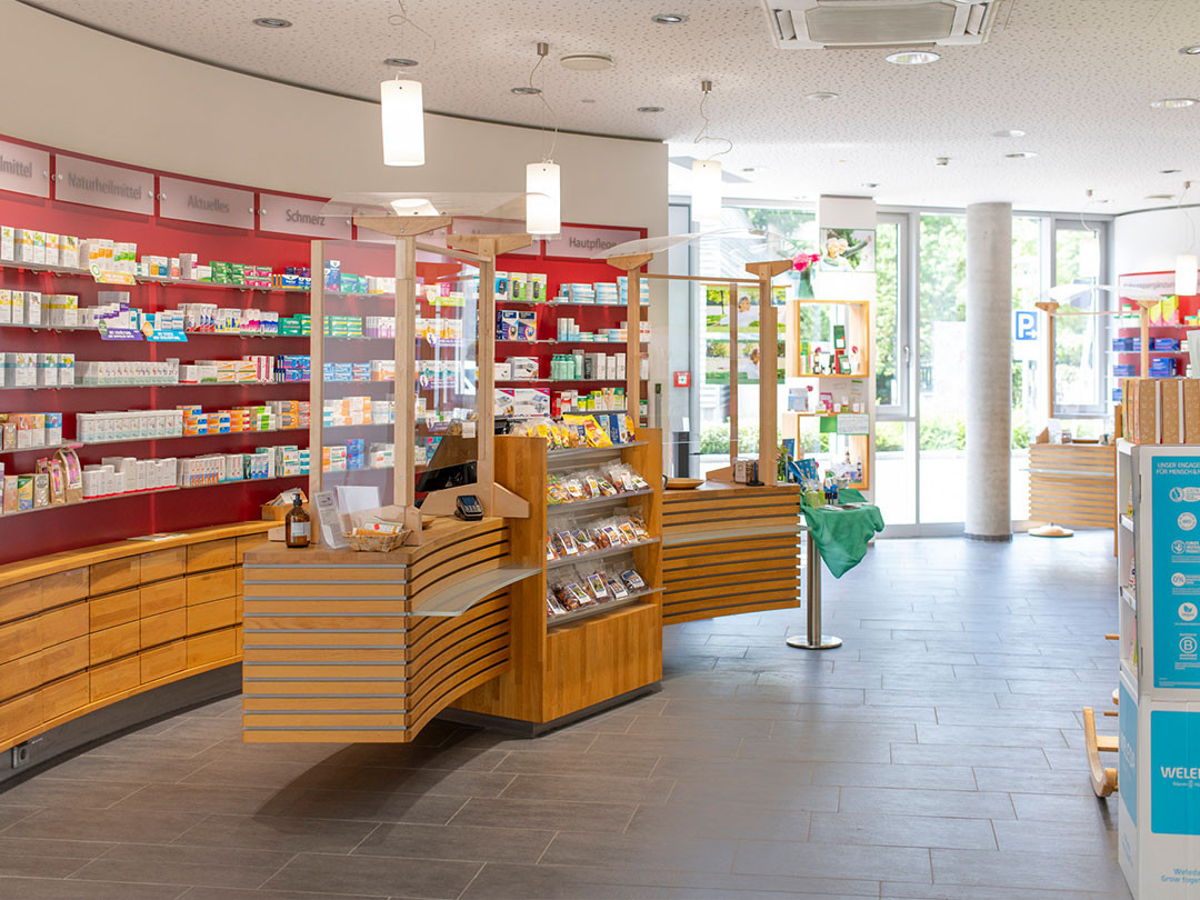 bahnhof-apotheke-am-klinikum-mit-einem-umfangreichen-sortiment